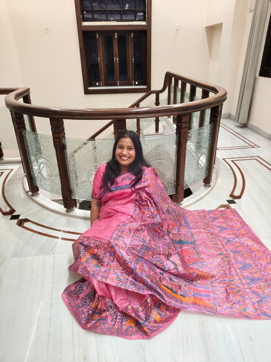 Devrani Jethani Saree, alternate view